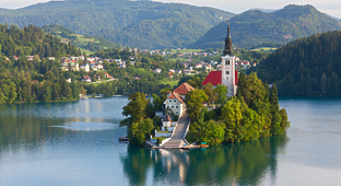 Obišči Bled z avtom-15